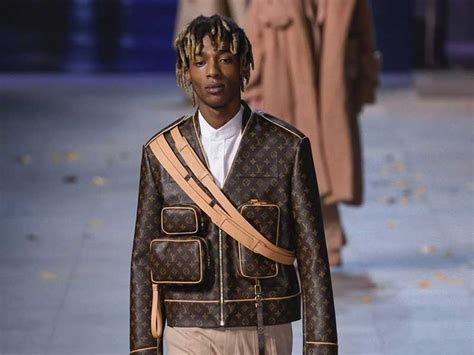 louis vuitton michael jackson tee|All the Michael Jackson references in the Louis Vuitton FW19 show.